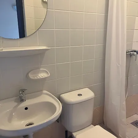 Alojamento de Turismo Selvagem Target *