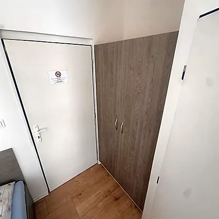 Lodge Target Senec