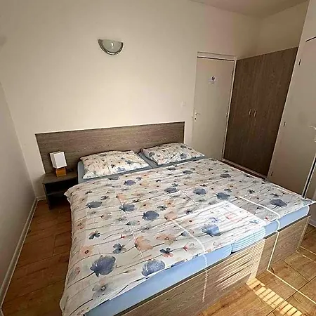 Target Senec
