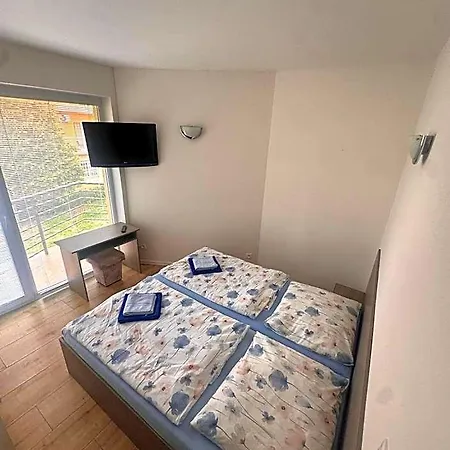 Target Lodge *